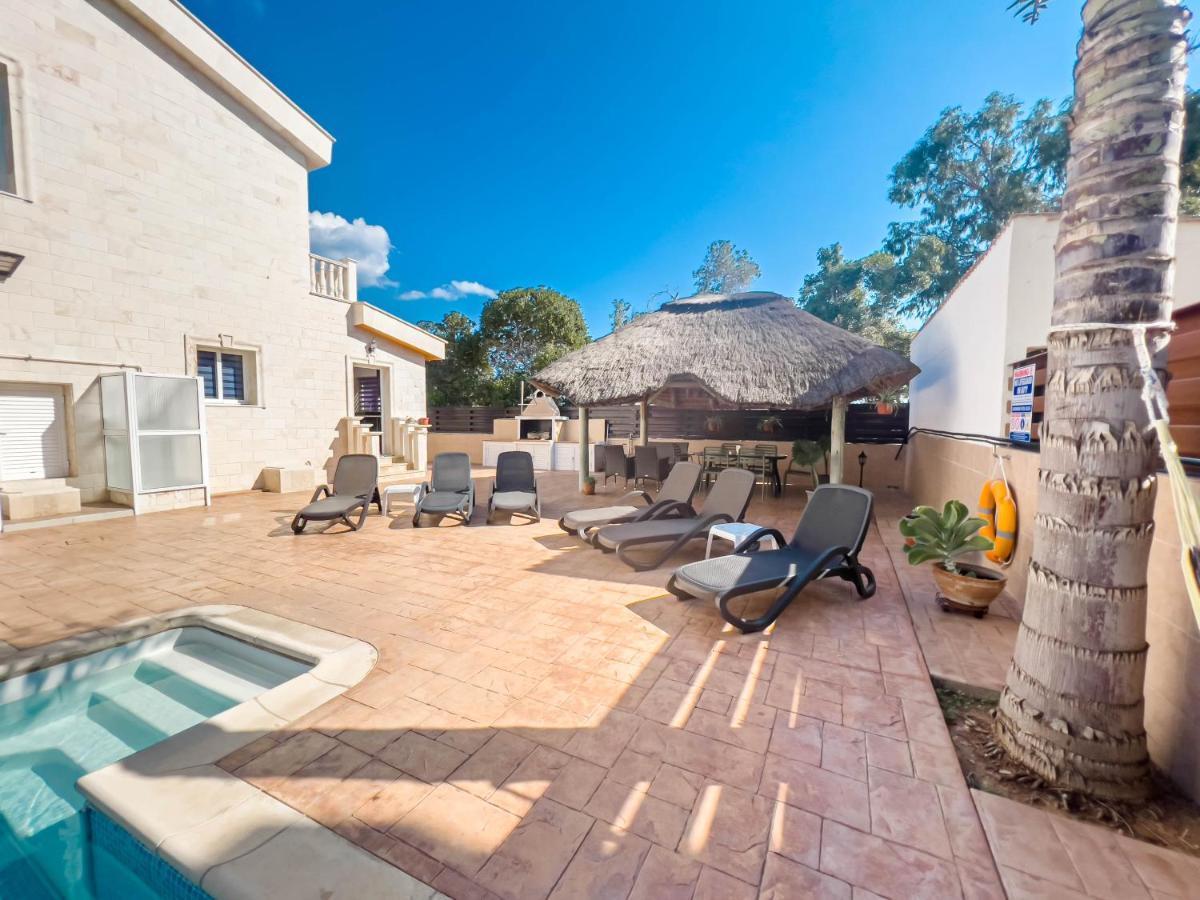 Fame Villa With Private Pool And Gazebo Ayia Napa Luaran gambar
