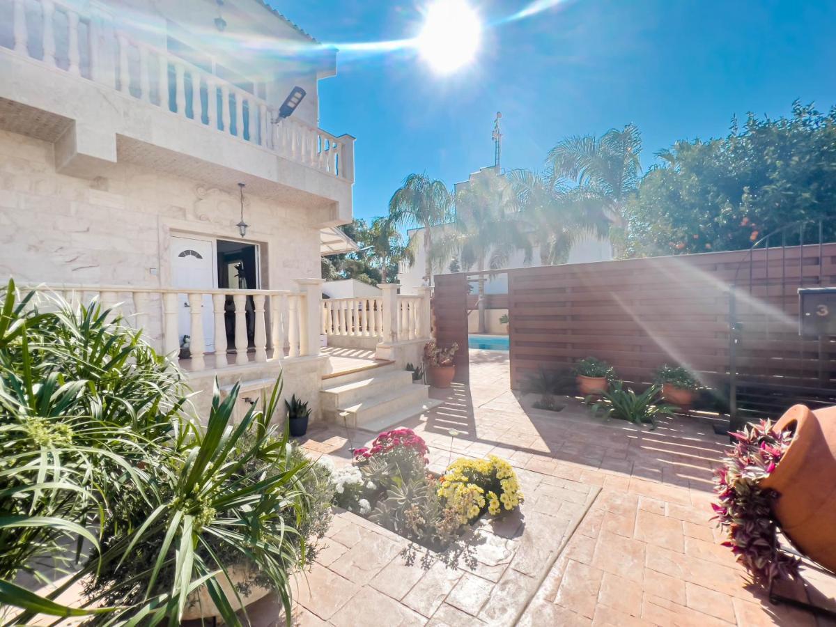 Fame Villa With Private Pool And Gazebo Ayia Napa Luaran gambar